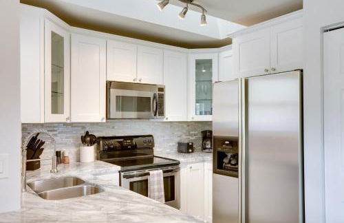 Pet-Friendly Jupiter Townhome, 6 Mi to Beaches! - Photo 2