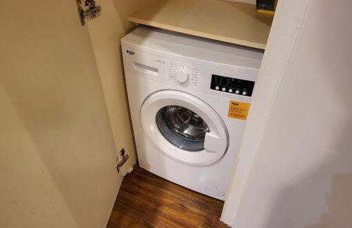 Great Apartment Next To Tooting Bec Tube Station! - Photo 19