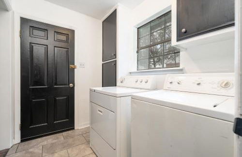 Colleens Corner Captivating 4bed 2.5 bath in Charming Neighborhood - Foto 37