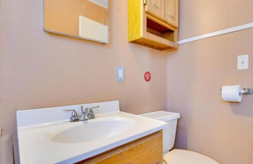 Shared Lake Access and Fire Pit Catskills Getaway! - Foto 11