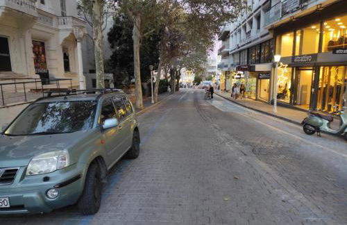 SEAL of Knight - Castle View - Downtown near the Beach - Photo 13