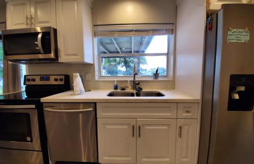 Lakefront Vacation Home - Sleeps 8 - Foto 5