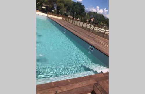 Solaneos propose magnifique T4 neuf sur le port avec Piscine CHAUFFEE - Foto 4