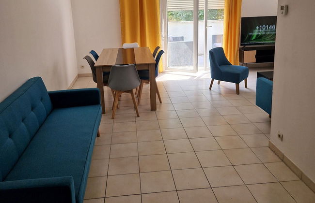 Beautiful Holiday Apartment in Uzes With Balcony - Foto 18