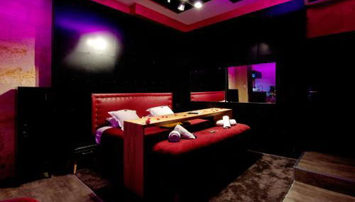 Mieuxqualhotel jacuzzi privatif Love room - Foto 5