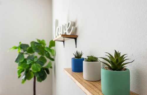 Fancy Irvine Apartment | Shopping + Dining - Foto 22