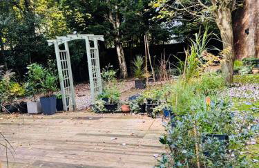 The Secret Garden Retreat With Hot Tub - Foto 9