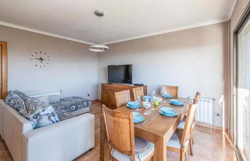 Gorgeous Home In Sant Cebrià De Vallalt - Foto 17