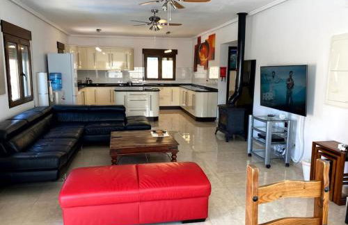 5 Bedroom, Luxury Villa - Heated Pool - Foto 9