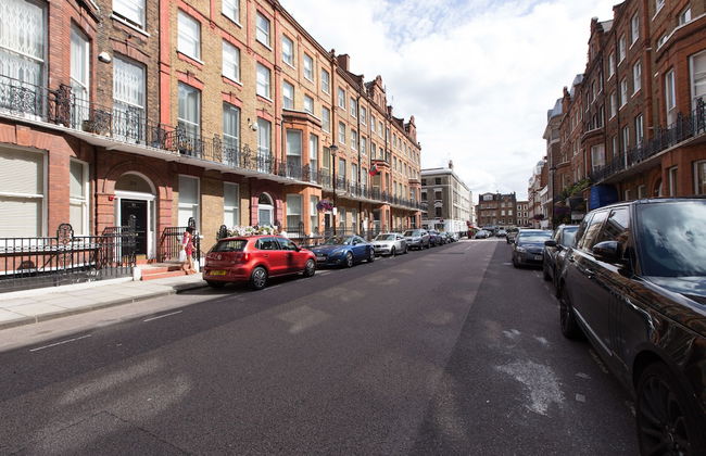 Baker Street Apartments by Allô Housing - Photo 10
