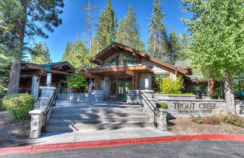 Lux Leisure Game Room & More! - Foto 72