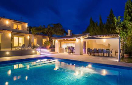 Casa Juana is a modern, luxury, exclusive, 6 bedroom villa. - Foto 45