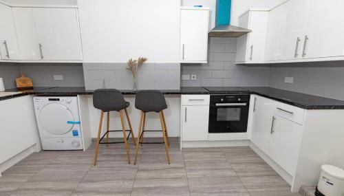 Brandon Apartment in Town Centre with parking - Foto 3