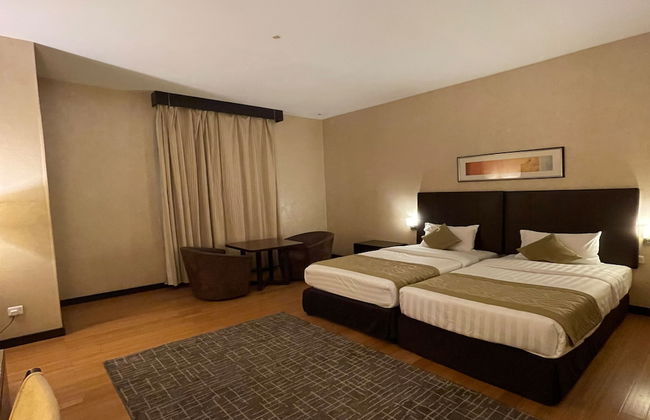 Tulip Creek Hotel Apartments - Photo 10