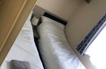 Relaxing Retreat with Hot Tub - Photo 17