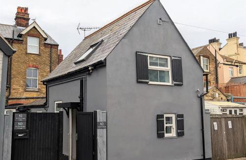 Cocali Cottage - Stunning, Spacious property close to Deal Beach ! - Foto 1