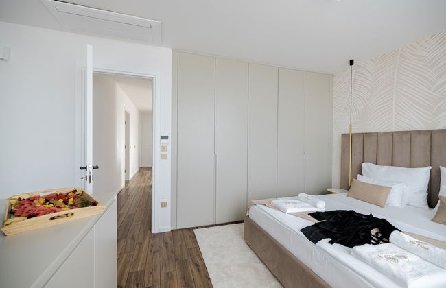 The Palms Resort - Photo 7