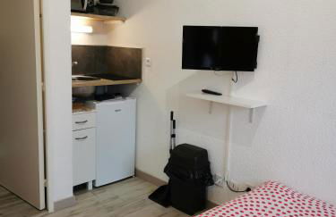 Studio meublé équipé calme et bien situé - Foto 3