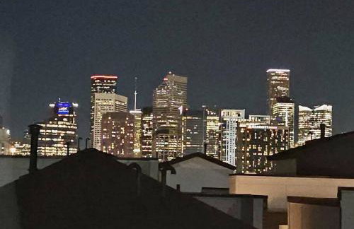 BlissHaven Luxe & Spacious in Downtown Houston with Soaking Tub ,Rooftop and free Parking - Foto 40