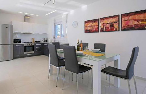 Awesome Home In Rebici - Foto 18