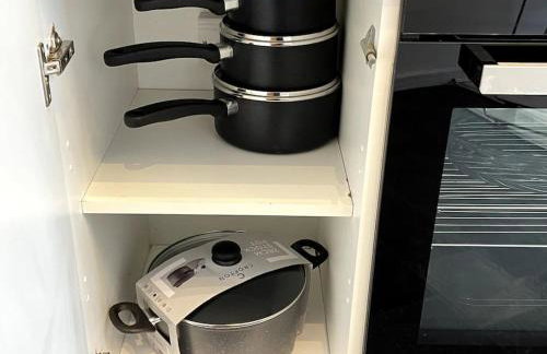 Cityfront Luxe Apt Near City Centre Facing Etihad & Coop Live, Free Parking - Foto 12