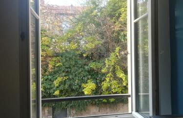 Maisonnette atypique du centre ville - Foto 6