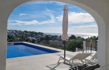 Meerblick Villa mit Terrasse, Pool und kostenlosen WLAN neu renoviert - Foto 16