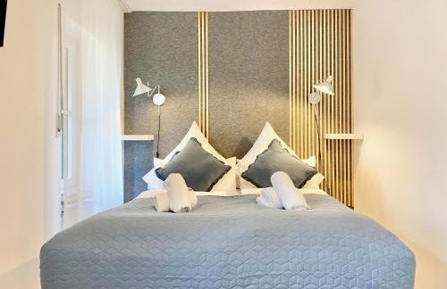 Snug Stays 2 - Design Studio am See mit Terrasse, Garten, 40m vom See - Foto 6