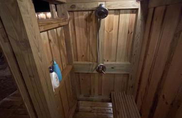 Destin-y 30A Beach Retreat Self Checkin - Huge Private Backyard Deck with Outdoor Shower - Foto 43