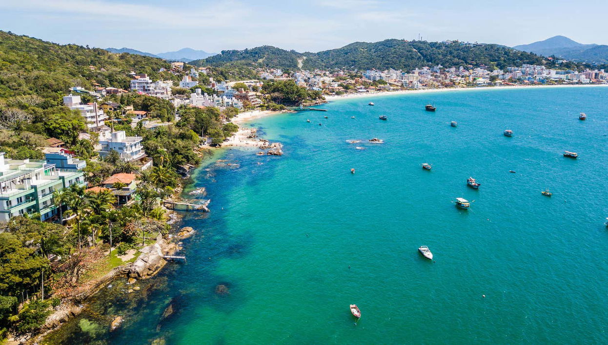 Bombinhas Day Trip + Sepultura Beach Snorkeling - Foto 1