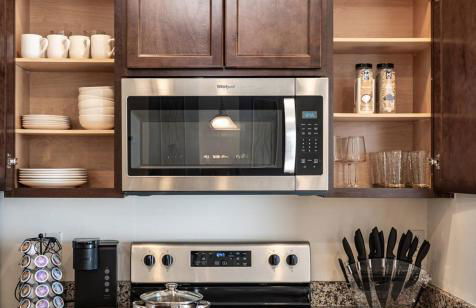 Stylish Getaway near Downtown Raleigh & Coastal Credit Music Park - Foto 8