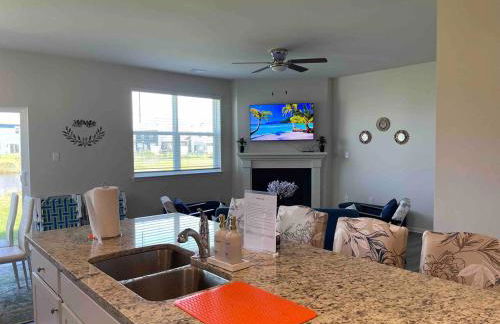 Gorgeous Seaside Paradise - Ultimate Family Getaway! - Photo 7