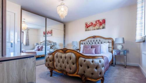 10 Guests - 5 Bedrooms - Free Parking - Lux House - Foto 3