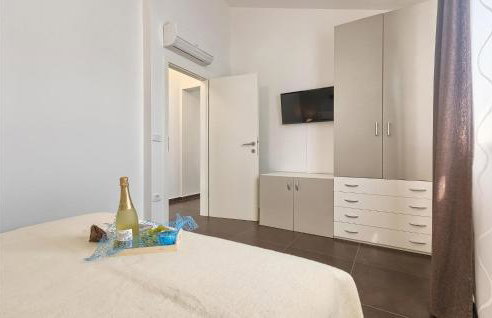 Awesome Home In Naselje Muzini - Foto 41