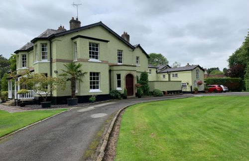 Pear Tree House 2 bed apartment - Photo 1