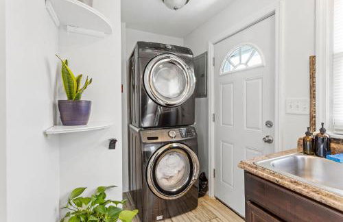 NEW! Quiet Family House near the Casino - Foto 22