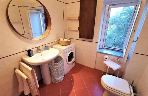 Elegante villa panoramica con giardino e idromassaggio a 10 minuti dal mare - Foto 35