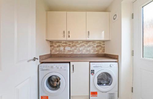 4Bed 3bath Bedford Sleeps 7 Driveway parking for 2 - Foto 28