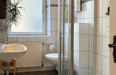 CLS Zentrale City-Wohnung in Hildesheim Ost alles in 5 Minuten erreichbar Ostbahnhof, Nespresso Maschine inklusive Kapseln, Bushaltestelle, Supermarkt, Cafés, Restaurants, HAWK, Uni, ideale Autobahnanbindung, Nähe Bosch - Foto 4