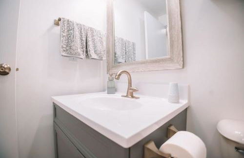 Grandma's Place - Steps from Downtown Sugarcreek - Foto 31