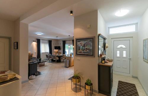 Villa Botanica - Lush Garden and Pool Oasis - Foto 56