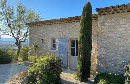 In Gordes, facing the entire Luberon Park a beautiful 5 bedrooms house - Photo 9