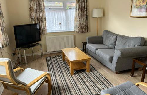 Large Ground floor apartment in the heart of Church Stretton with free parking - Foto 1