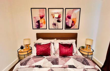 Birmingham City Centre Apartment with Parking - Photo 22