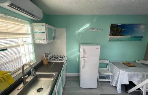 King Bed Downtown Courtyard Apt - Foto 14