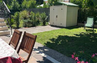 Villa bifamiliare per famiglie con giardino - Foto 3