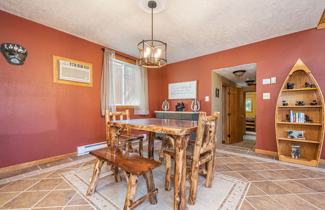 Cabin at Slope's Edge - Photo 9