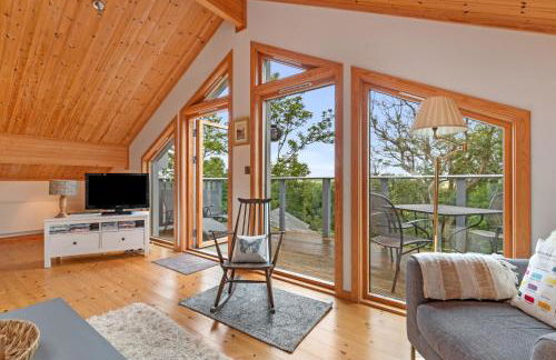 Lodge 5 Longbury - Luxury Lodge, Golf Course Views, Restaurant and Spa Facilites - Photo 8