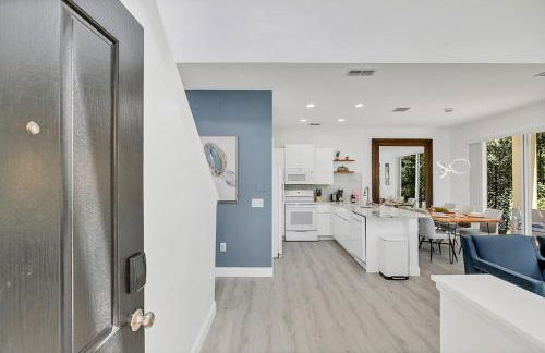 Modern Vacation Home Minutes Away From The Parks - Foto 9