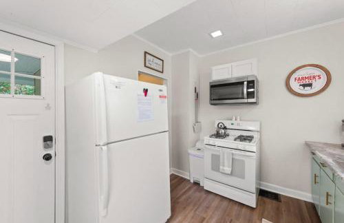 Walkable Neighborhood of Kamm's Corners - Foto 20